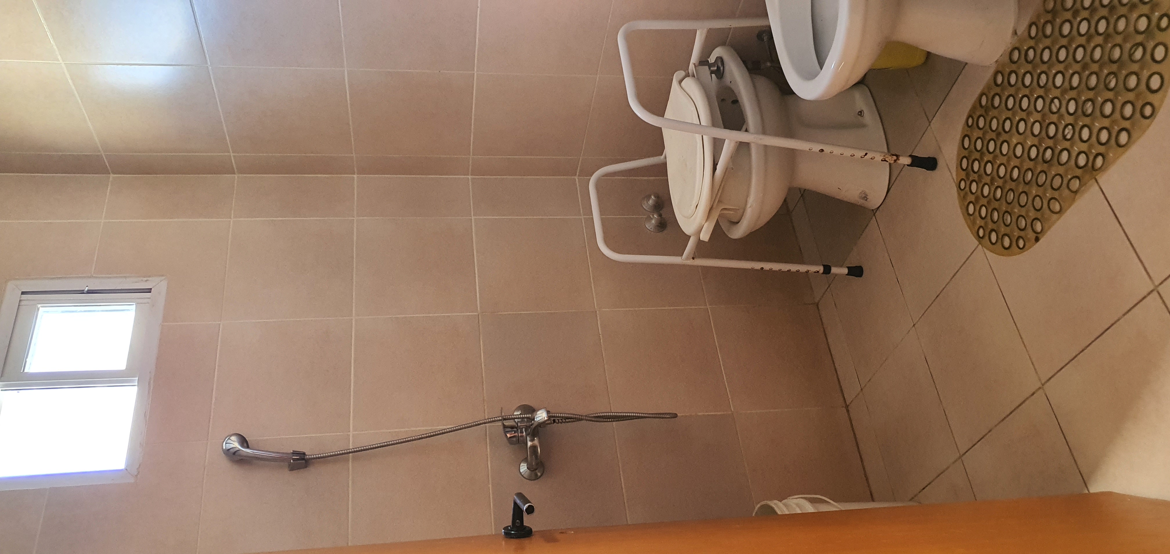 Baño primer piso